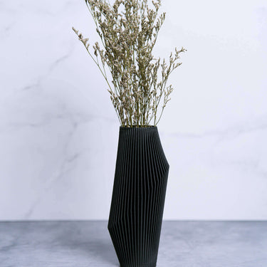 Black Matte Vase | Black Textured Vase | Minimalist Vase with pampas grass NOVA by Woodland Pulse