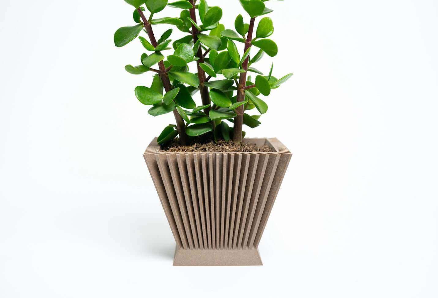 SUNRISE brown square planter pot by Woodland Pulse.