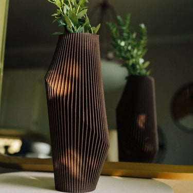 Brown abstract vase NOVA.